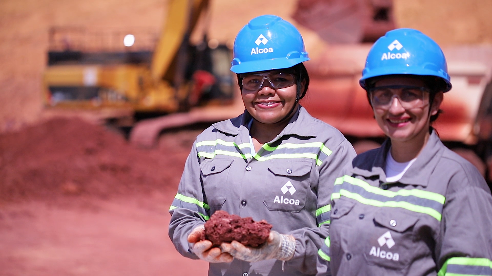 Alcoa incentiva participação feminina no mercado de trabalho