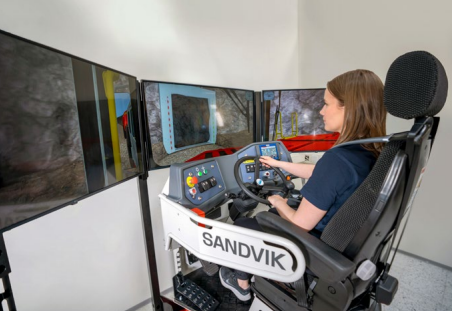 Sandvik apresenta o simulador Digital Trainer – TH para caminhões