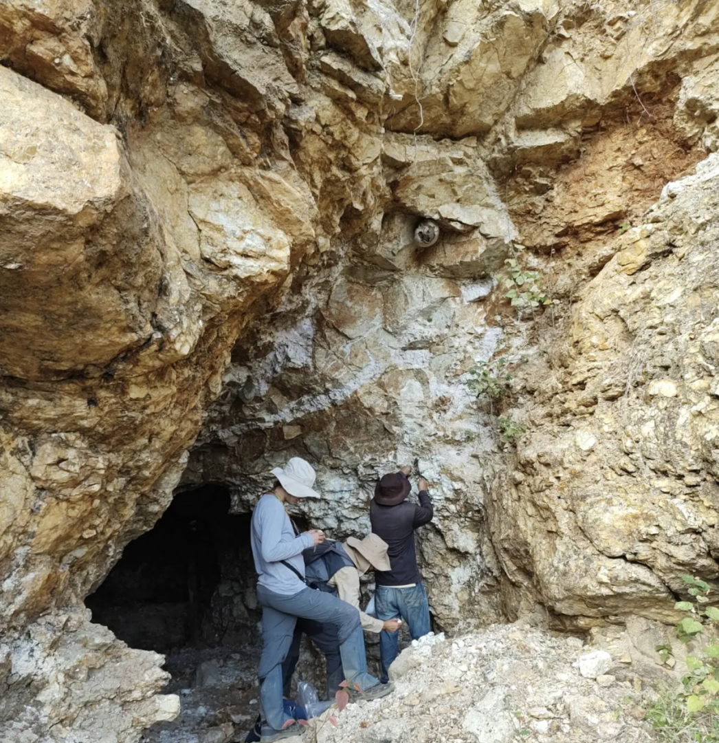 Atlas Lithium descobre nova área de espodumênio em MG