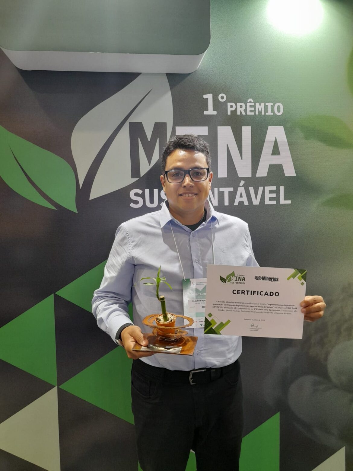 Vale Metais tem seu projeto “Implementação do plano de prevenção e mitigação de períodos de seca na mina de Salobo” premiado, cujos autores são Glauber Mota a Rocha, Guilherme Hermano da Silva Pinto e Campos Barbosa