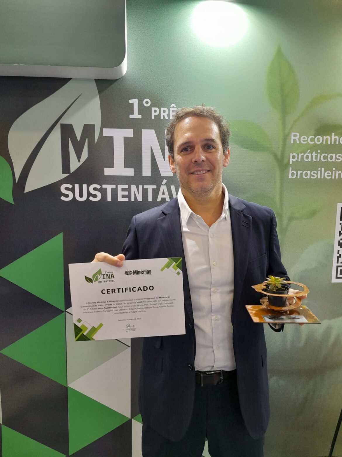 Rafael Bittar, vice-presidente executivo Técnico da Vale, representou os autores dos projetos premiados “Waste to Value” e “Rejeitos de ferro são reaproveitados para revestir estradas rurais”.