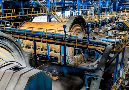 Moagem ganha eficiência com esferas de aço resistentes a desgaste