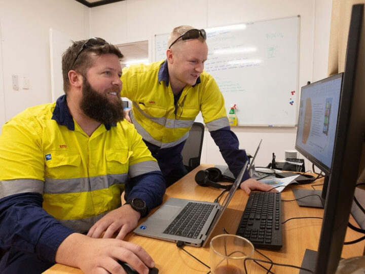 Caterpillar se une à NVIDIA para transformar seus equipamentos com soluções baseadas em IA