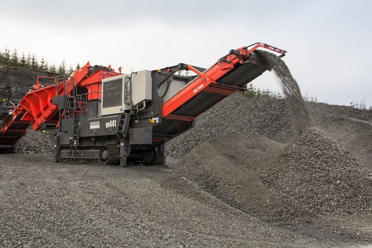 Máquina Solo atua com linha de britadores e peneiras móveis da Sandvik no mercado Brasileiro