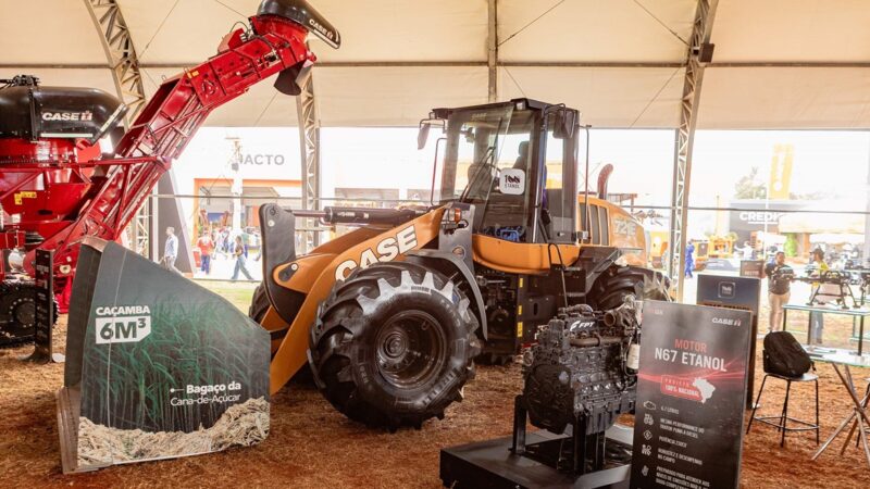 CASE apresenta na Agrishow projeto conceito de pá carregadeira a etanol inédita no setor de construção