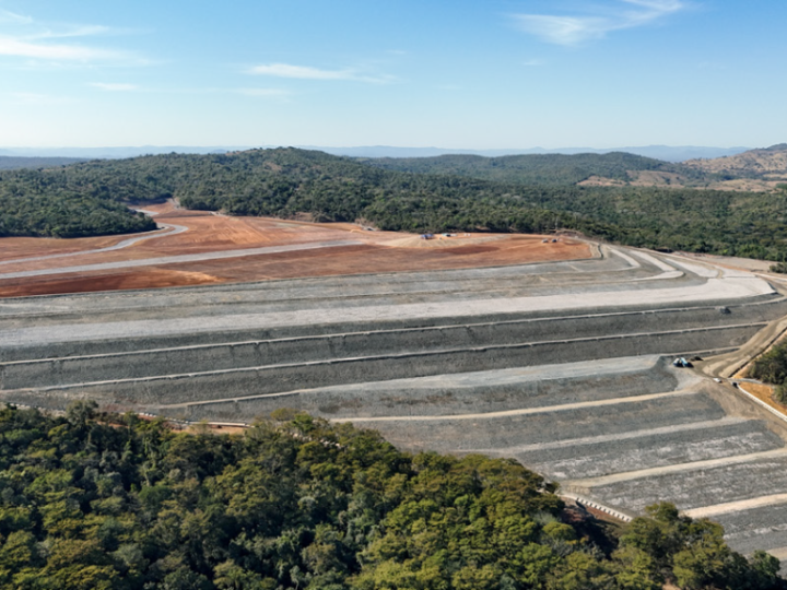 Aura Minerals mantém monitoramento 24h na barragem Serra Grande em Crixás, GO