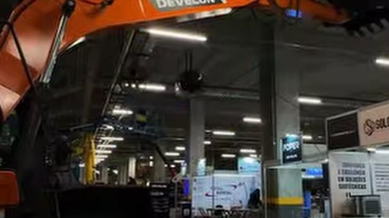 Foper Máquinas destaca escavadeira DX220-2N como aposta para ampliar operações no mercado