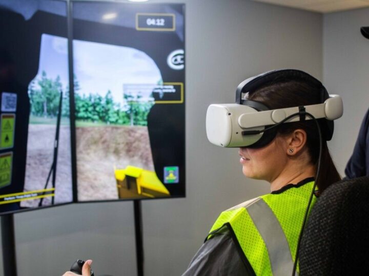Sotreq leva para Exposibram equipamento de treinamento com realidade virtual